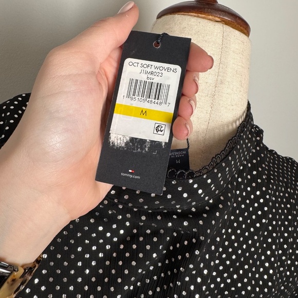 NWT Tommy Hilfiger Top / Blouse - Picture 8 of 9